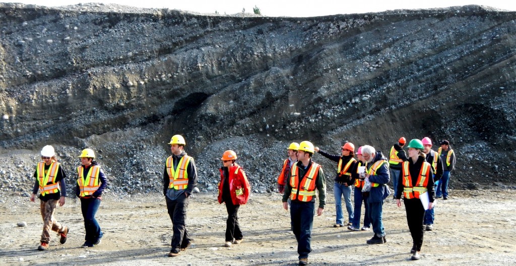 Figure 20.15 Sand and gravel in an aggregate pit near Nanaimo, BC. [SE]