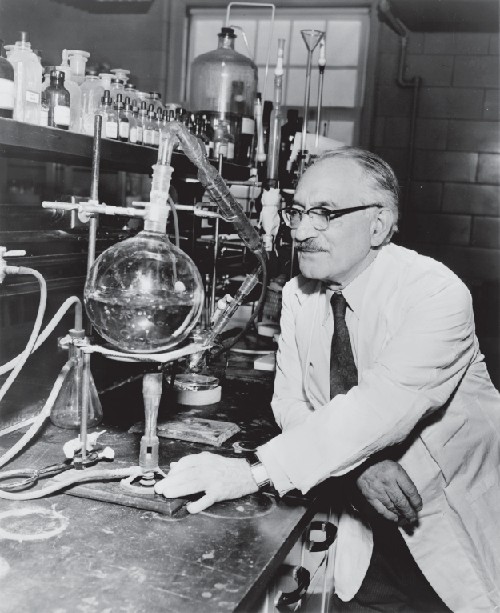 Photo of Selman Waksman in the lab.
