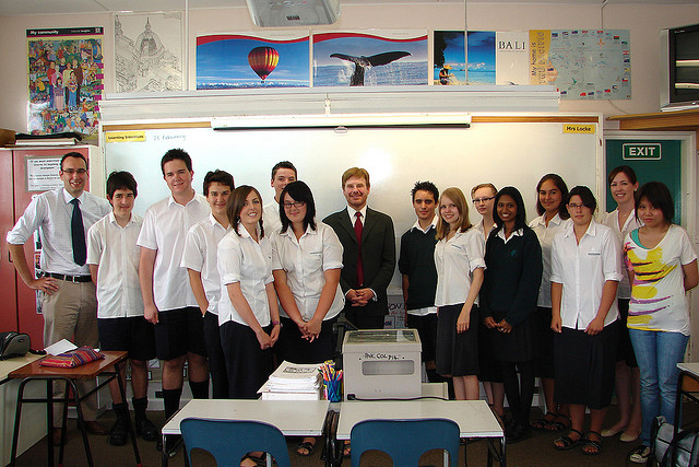 Students in a History class with Ambassador Huebner